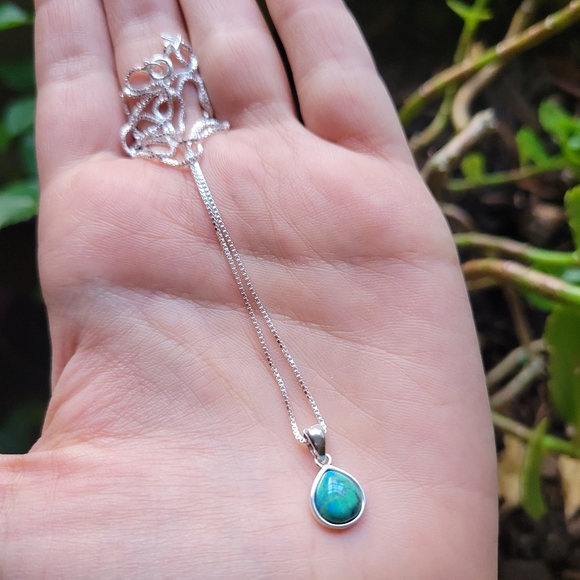 New Solid 925 Sterling Silver Genuine Turquoise Dainty Teardrop Necklace - Picture 11 of 12